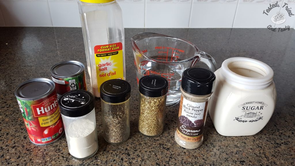Ingredients for homemade pizza sauce