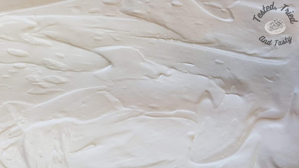 Layer of dream whip/cool whip.