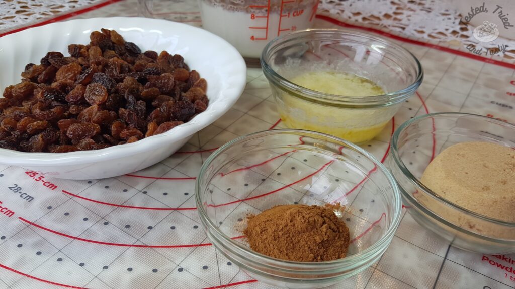 Add ins for the cinnamon raisin.