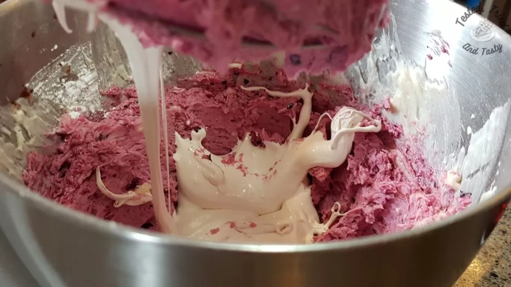 marshmallow fluff added to blueberry buttercream