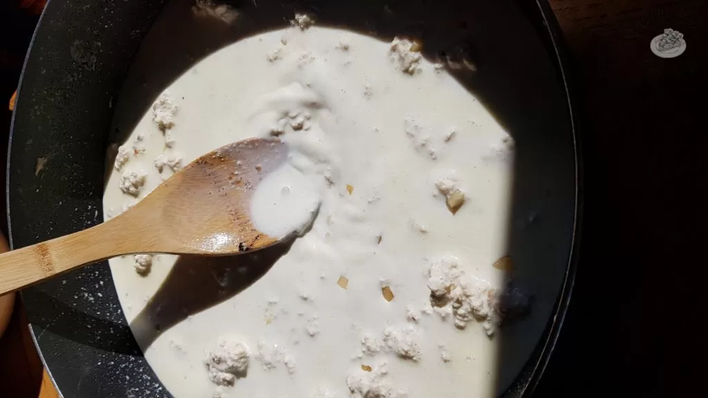 Light cream for the alfredo sauce for Garlic Sausage and Spinach Alfredo.