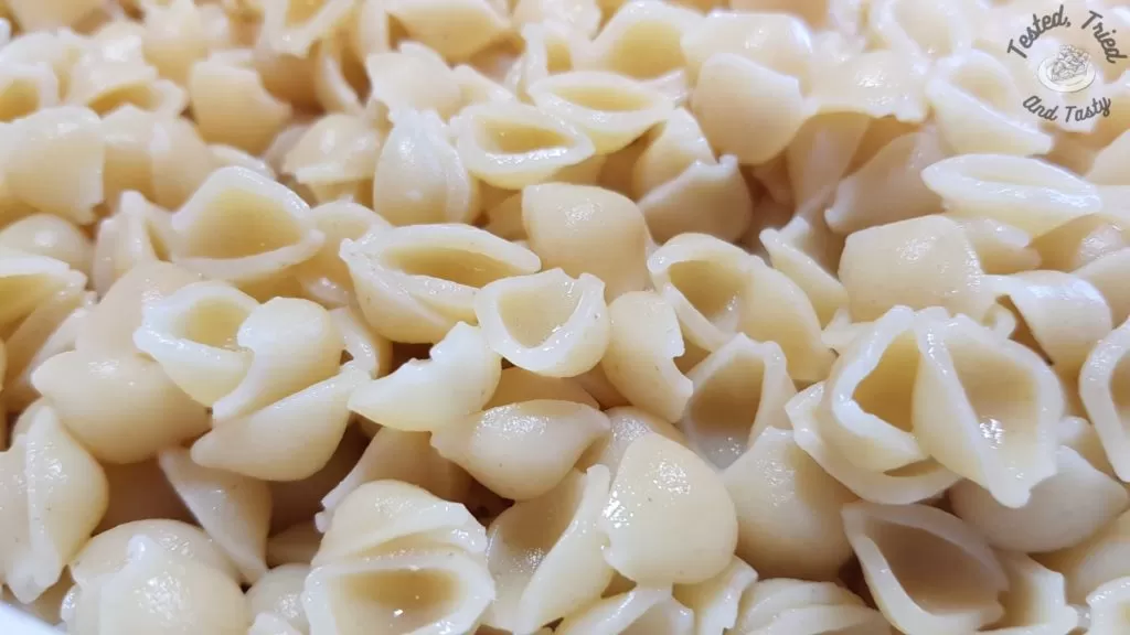 Small pasta shells ready.