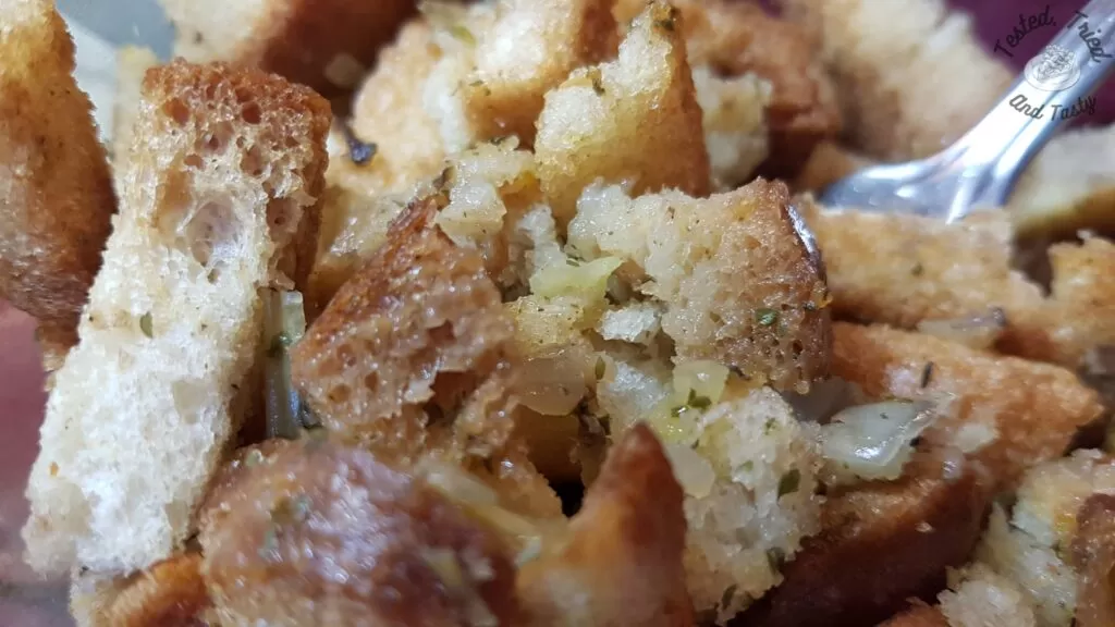 Slow Cooker Stuffing