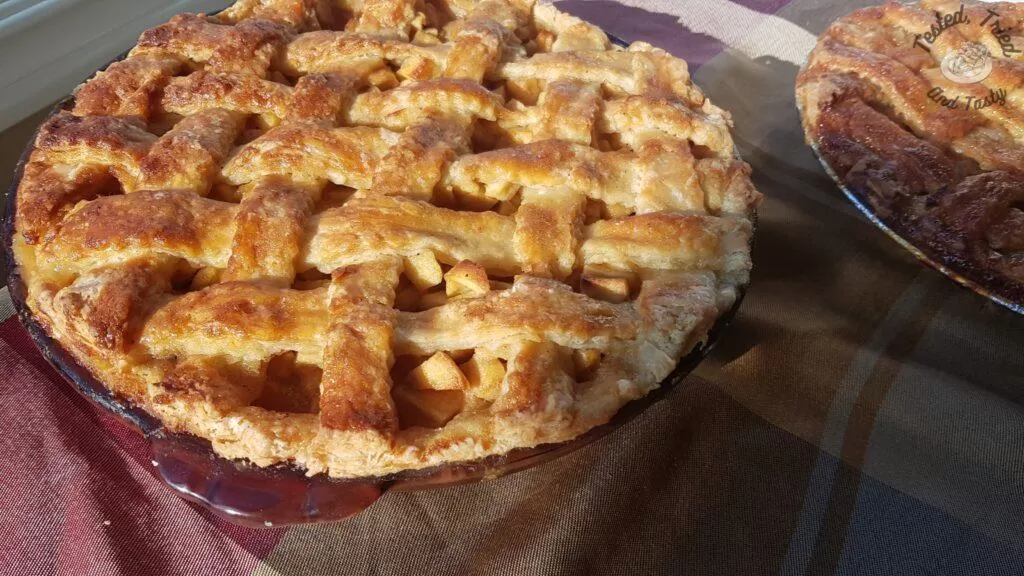 Caramel apple pie.