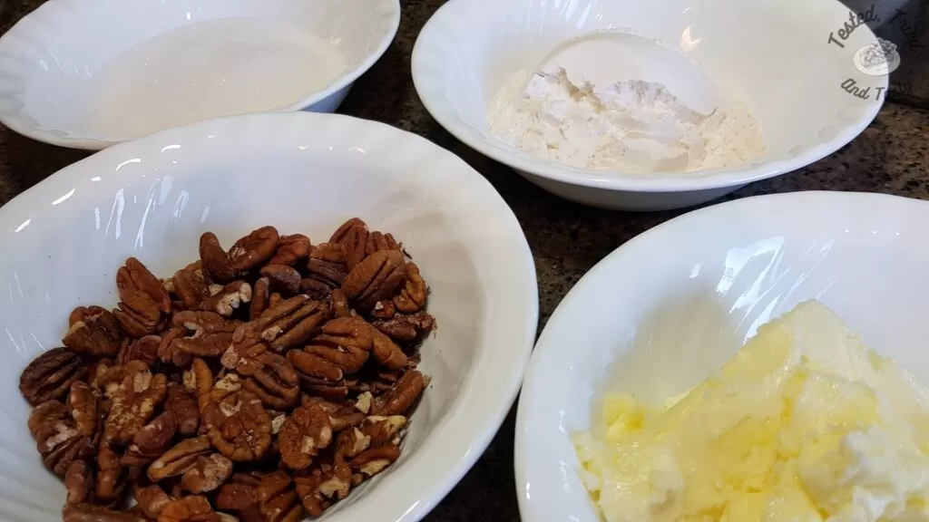 Ingredients for the topping.