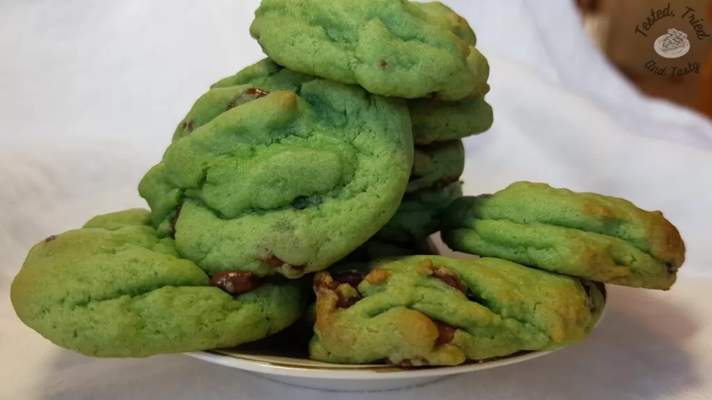 Mint Chocolate Chip Cookies on a white plate.