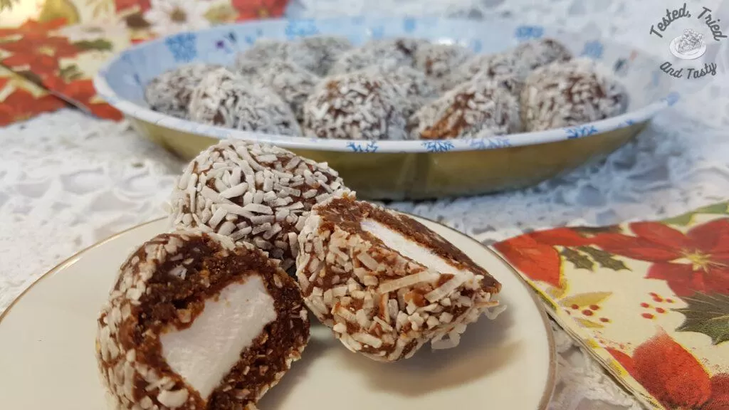 Nanny's famous snowball cookies recipe!