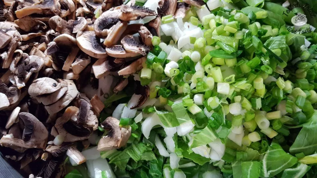 sugar snaps,bok choy, green onions, mushrooms added to soup.