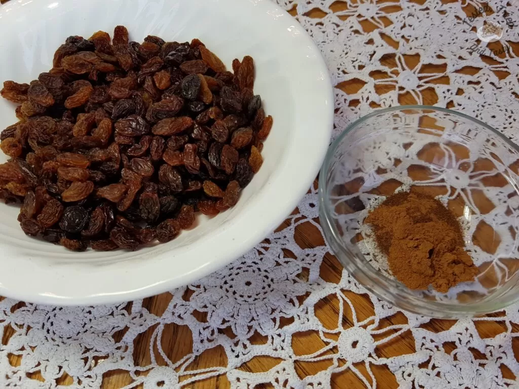 Raisins, cinnamon, nutmeg, and allspice.